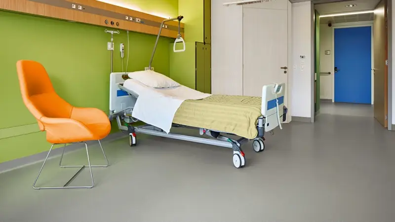 Piso hospitalar instalação