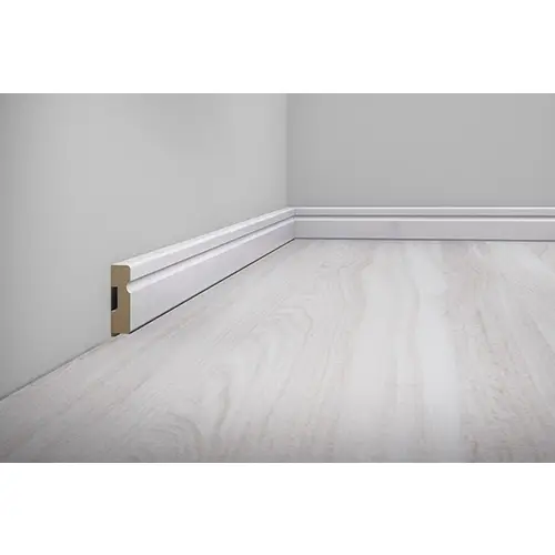 Rodapé laminado branco